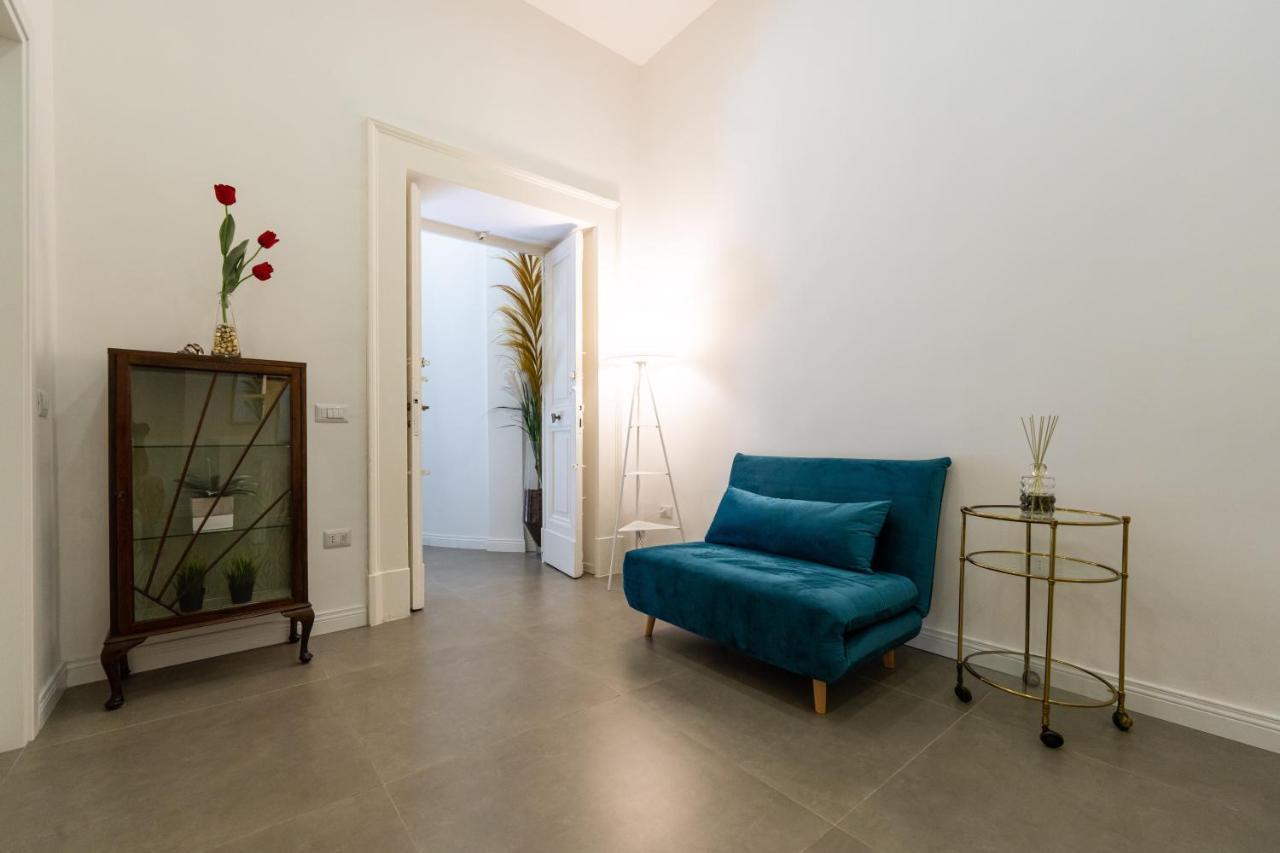 Via Toledo 55 - Palazzo Della Porta Appartement *